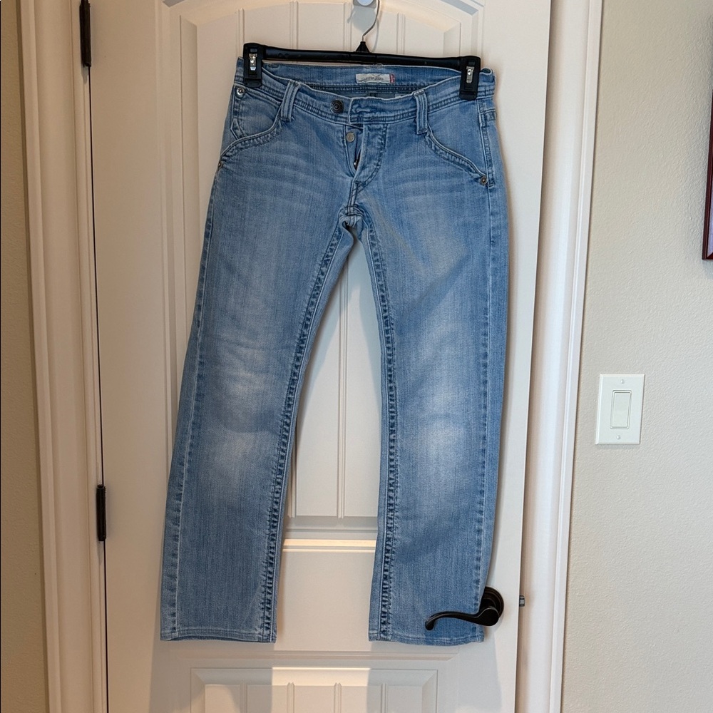 Levi's Light Blue Denim Jeans - Classic Fit